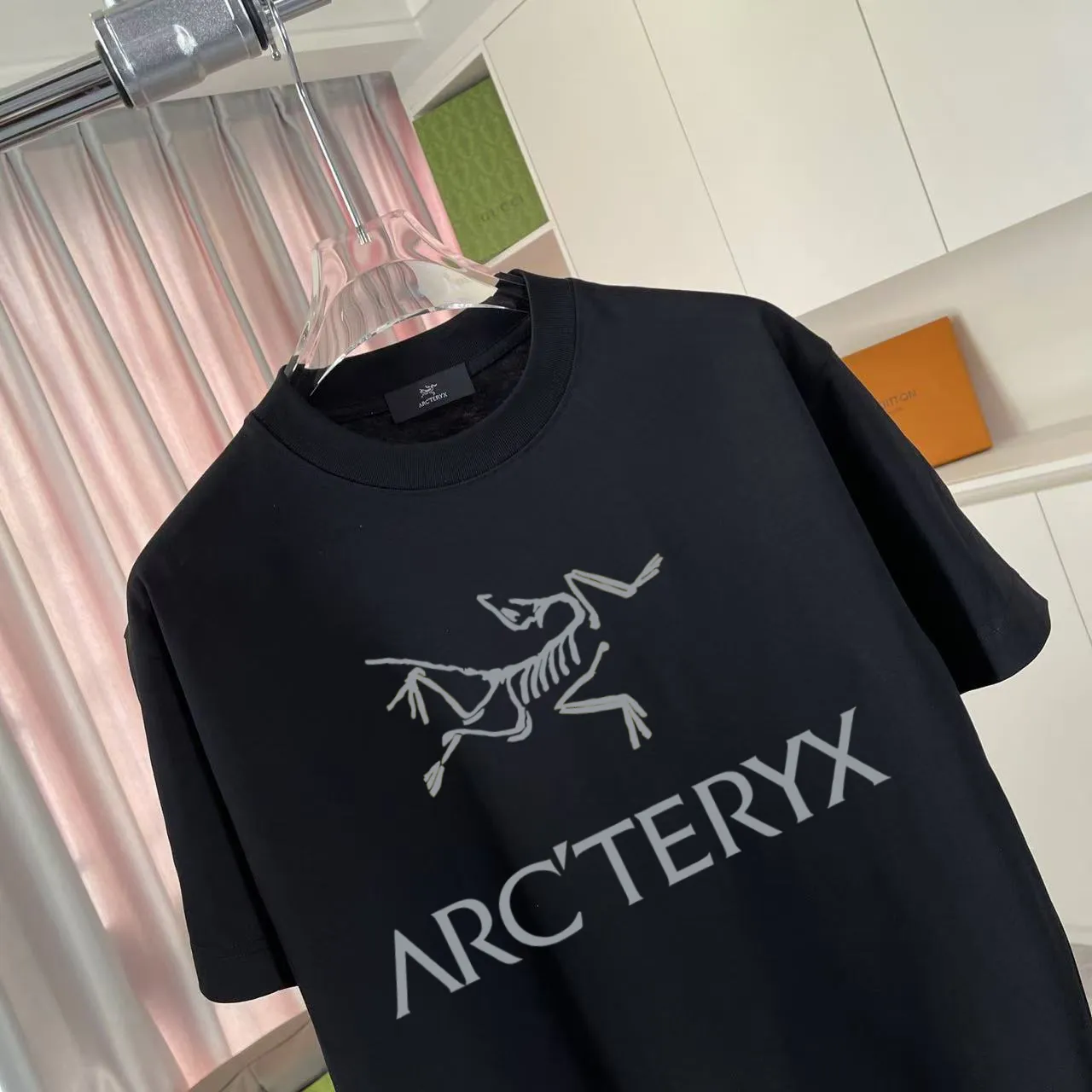 ARC'TERYX* 2025 New Arrival logo t g Same Style Size：S M L XL XXL ：Black White Blue Gray